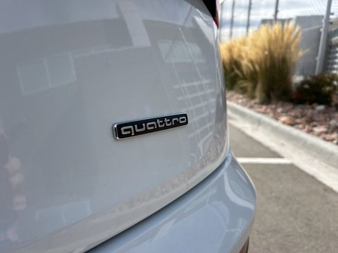 Certified 2025 Audi Q5 2.0T Premium image 35