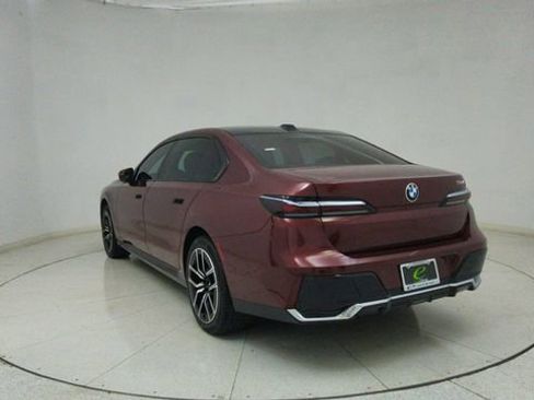 Used 2025 BMW 740i image 75