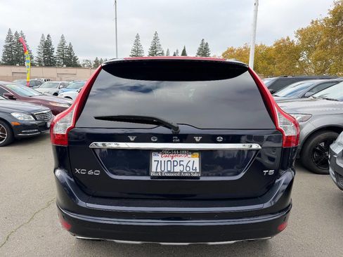 Used 2016 Volvo XC60 T5 Platinum image 7