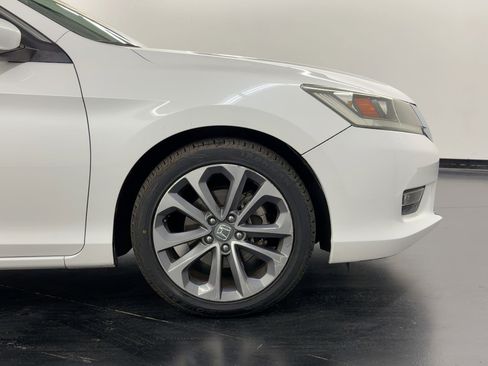 Used 2014 Honda Accord Sport image 12