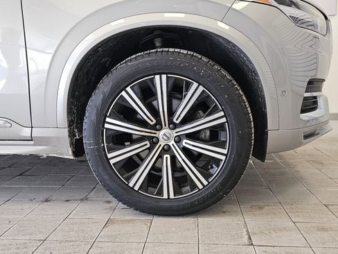 Certified 2024 Volvo XC90 B5 Plus image 4