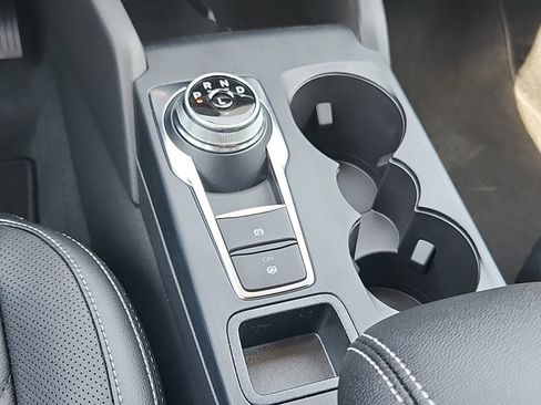 New 2024 Ford Escape SE w/ PHEV Premium Package image 22