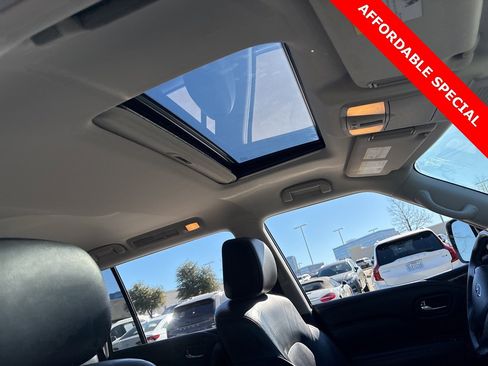 Used 2018 INFINITI QX80 Base image 14