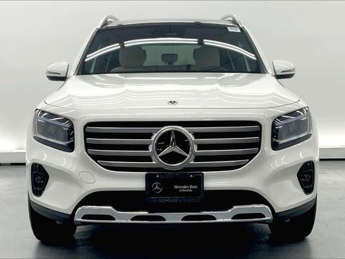 Used 2026 Mercedes-Benz GLB 250 image 8