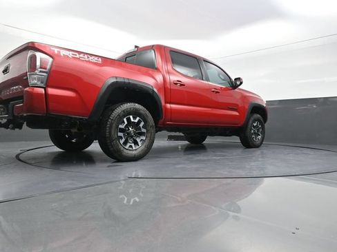 Used 2022 Toyota Tacoma TRD Off-Road w/ Technology Package AWD/4WD image 36