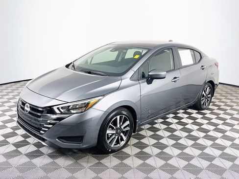 Used 2025 Nissan Versa SV w/ Trunk Package FWD image 4