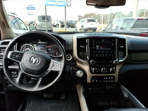 Used 2019 RAM 1500 Laramie image 22