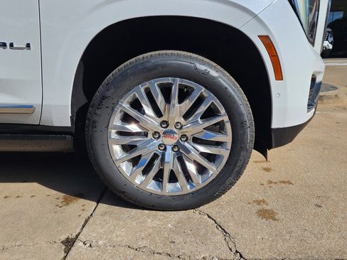 New 2026 GMC Yukon XL Denali w/ Sun & Power Step Package image 60