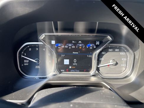 Used 2021 GMC Yukon XL AT4 w/ AT4 Premium Plus Package image 6