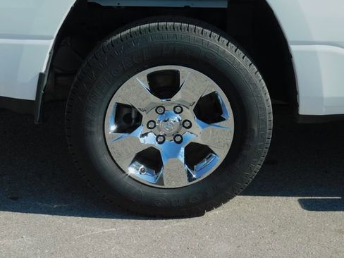 Used 2021 RAM 1500 Big Horn image 9