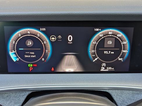 Certified 2025 Volkswagen Tiguan S FWD image 10