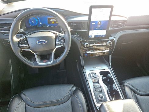 Certified 2021 Ford Explorer ST w/ Equipment Group 401A image 13
