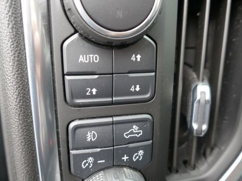 Used 2020 Chevrolet Silverado 1500 LTZ w/ LTZ Premium Package image 20