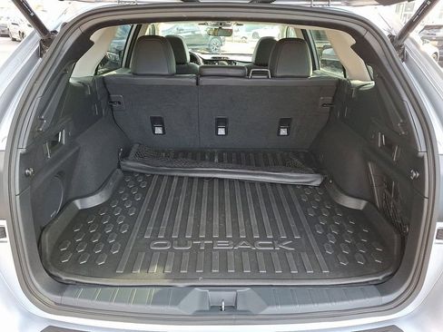 Certified 2025 Subaru Outback Limited AWD/4WD image 32