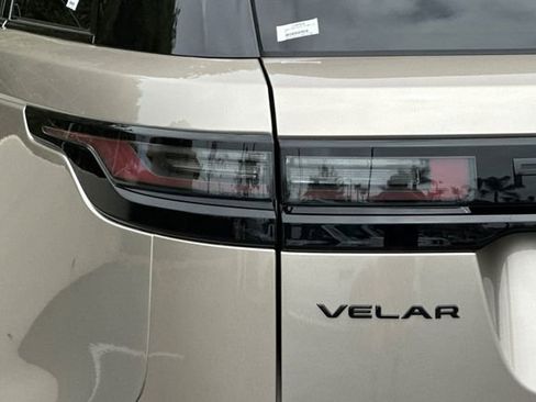 New 2026 Land Rover Range Rover Velar Dynamic SE image 26