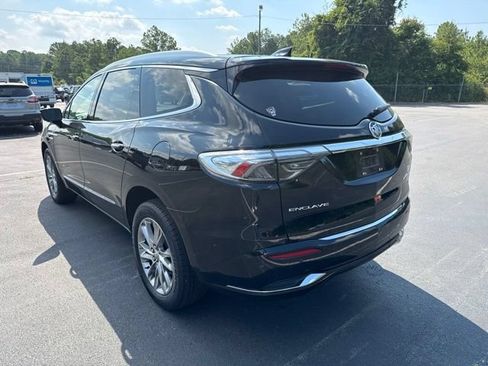 Used 2023 Buick Enclave Avenir w/ Avenir Technology Package FWD image 3