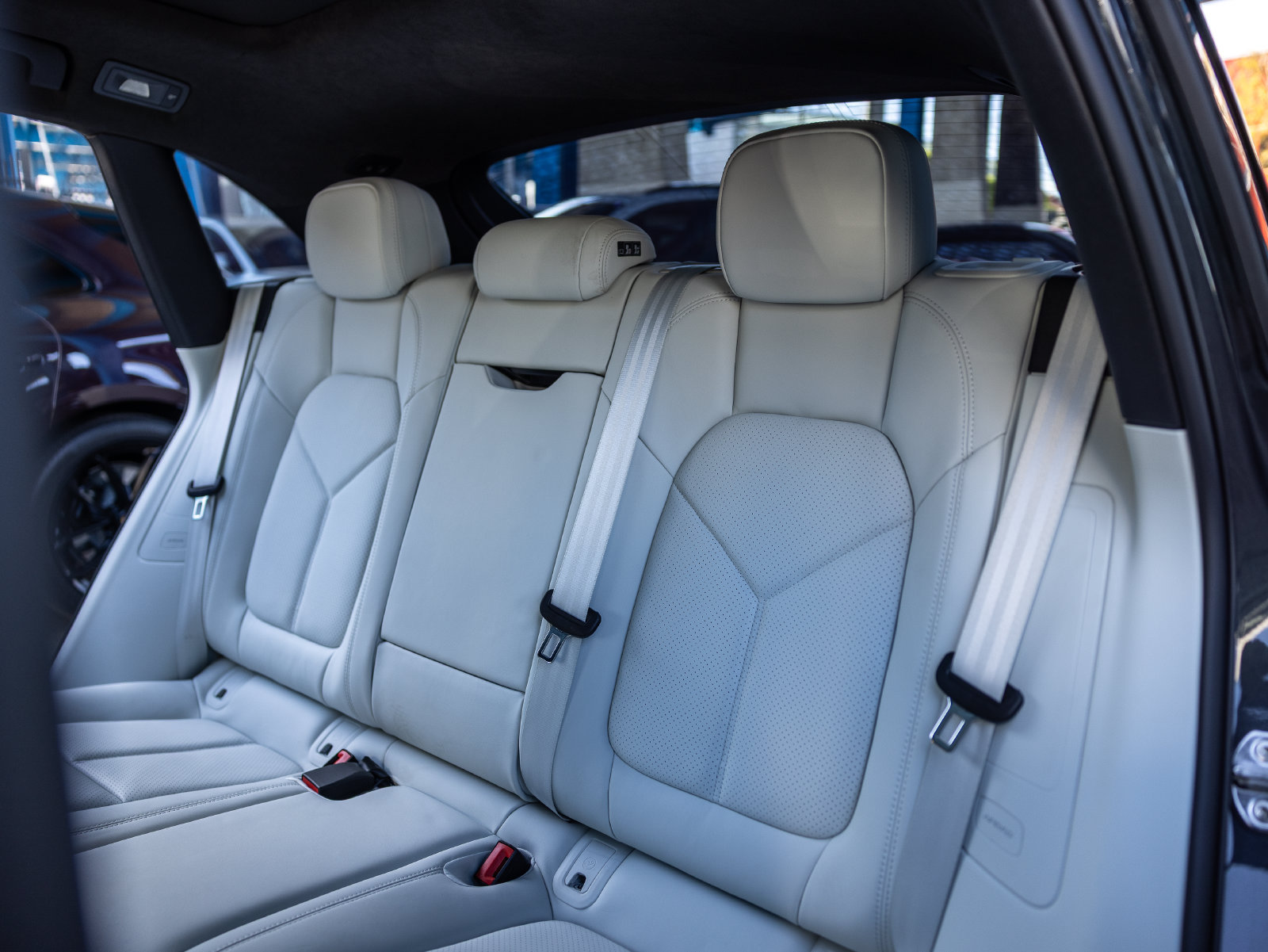 Certified 2026 Porsche Macan S AWD/4WD image 40