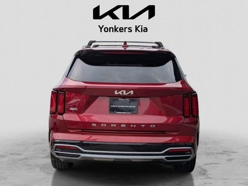 Certified 2022 Kia Sorento SX AWD/4WD image 7