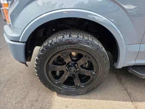 Used 2019 Ford F150 XLT w/ Equipment Group 302A Luxury AWD/4WD image 53