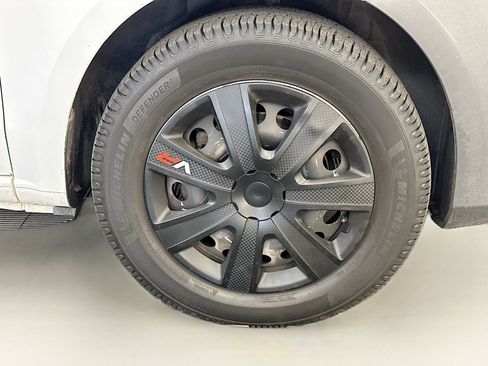 Used 2021 Mercedes-Benz Metris image 33