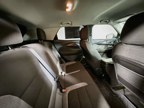 Used 2024 Chevrolet TrailBlazer LT FWD image 24