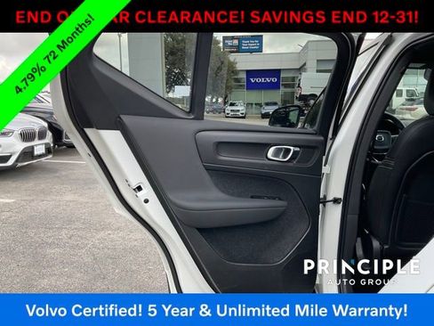 Certified 2022 Volvo XC40 P8 Recharge Plus image 24