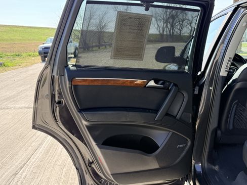 Used 2014 Audi Q7 3.0T Premium image 19