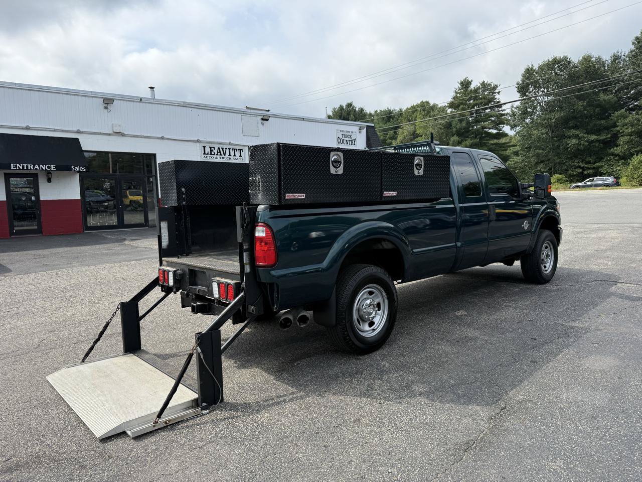 Used 2014 Ford F350 XL w/ Power Equipment Group AWD/4WD image 16