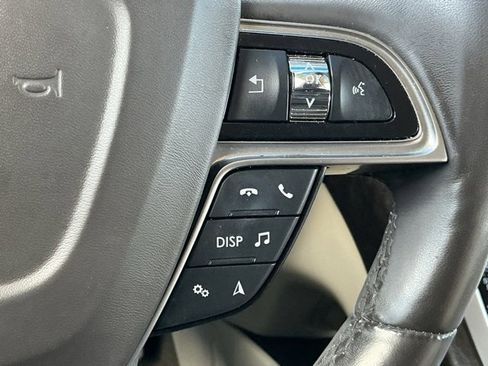 Used 2019 Lincoln Nautilus Reserve image 19