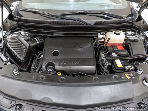 Used 2024 Buick Enclave Premium image 38