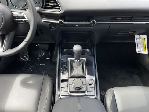 New 2025 MAZDA CX-30 AWD 2.5 S w/ Select Sport Pkg image 10