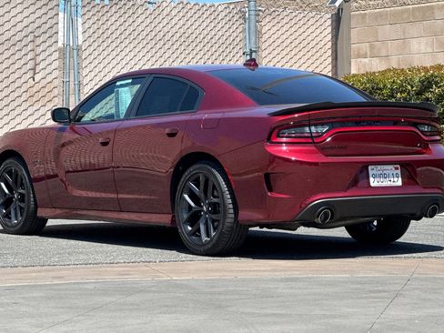 Used 2022 Dodge Charger R/T w/ Plus Group RWD image 6