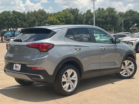 Used 2025 Buick Encore GX Preferred FWD image 4