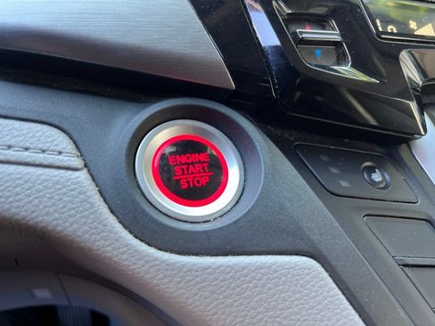 Used 2019 Honda Odyssey EX-L image 30