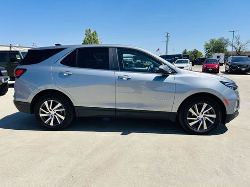 Used 2024 Chevrolet Equinox LT w/ LPO, Floor Liner Package FWD image 38