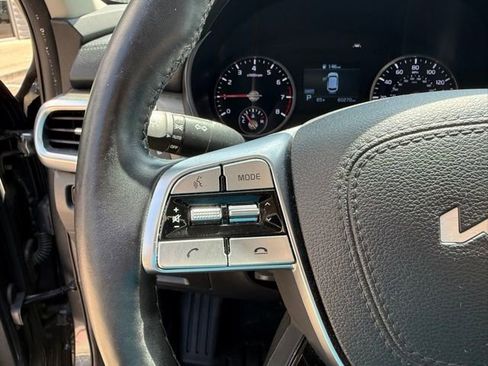 Used 2022 Kia Telluride EX w/ EX Premium Package AWD/4WD image 11