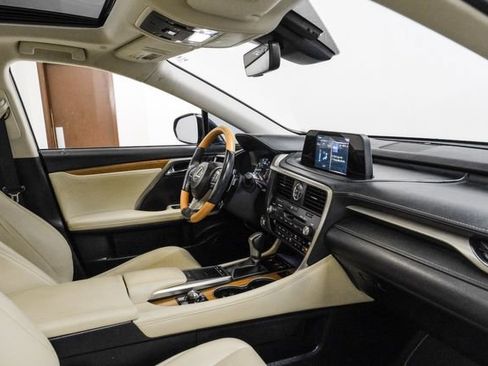 Used 2021 Lexus RX 350 FWD w/ Premium Package image 19