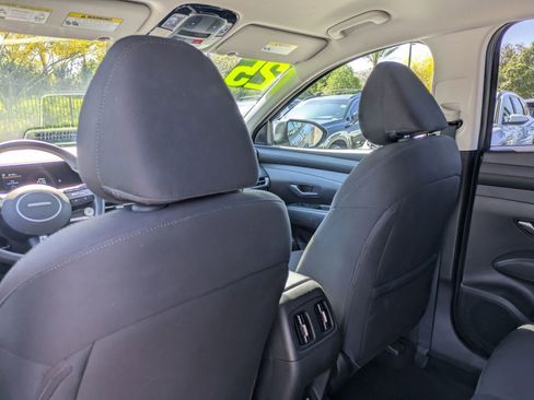 Certified 2025 Hyundai Tucson SEL FWD image 24