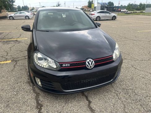 Used 2014 Volkswagen GTI Driver's Edition FWD image 16
