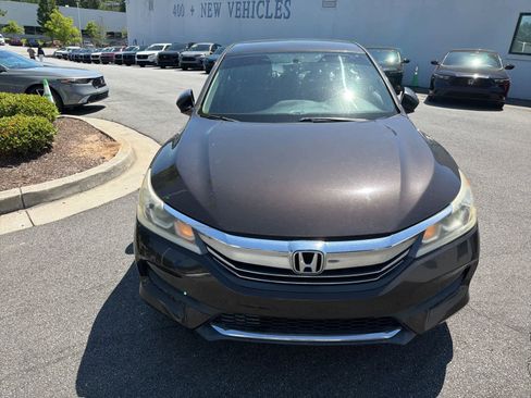 Used 2017 Honda Accord LX image 15