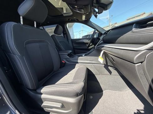 New 2026 Jeep Grand Cherokee Laredo X AWD/4WD image 38