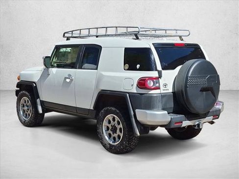 Used 2013 Toyota FJ Cruiser 4WD w/ Convenience Pkg image 7