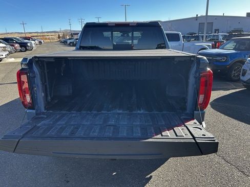 Used 2024 GMC Sierra 1500 SLT w/ SLT Premium Package image 17