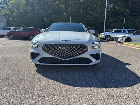 Used 2022 Genesis G70 2.0T w/ Prestige Package image 11