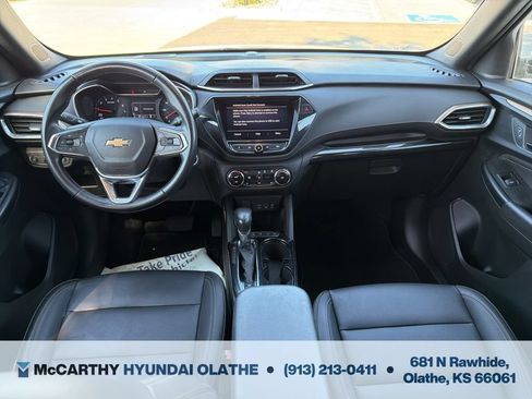 Used 2021 Chevrolet TrailBlazer ACTIV w/ Convenience Package AWD/4WD image 3