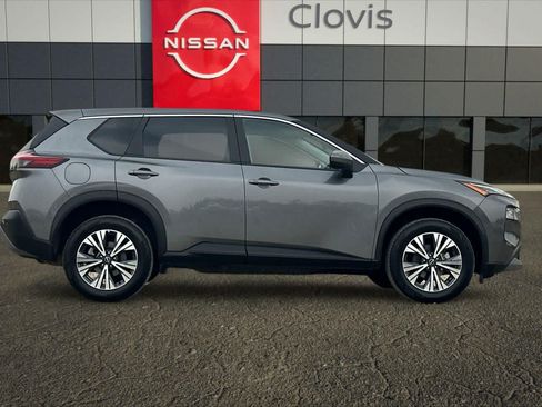 Used 2023 Nissan Rogue SV AWD/4WD image 9