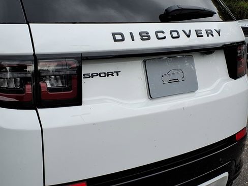 New 2026 Land Rover Discovery Sport Landmark AWD/4WD image 16