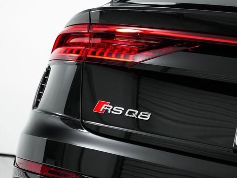 Used 2024 Audi RS Q8 image 50