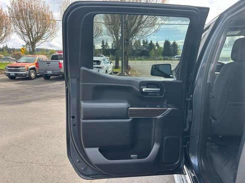 Used 2022 Chevrolet Silverado 1500 RST AWD/4WD image 11
