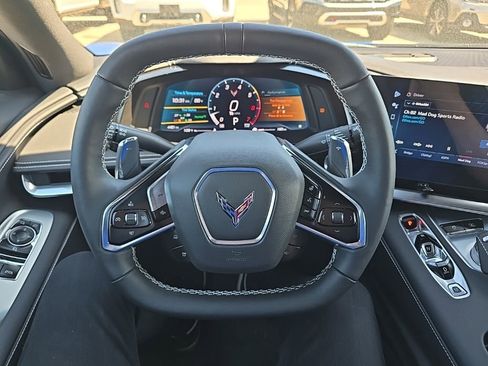 Used 2024 Chevrolet Corvette Stingray Preferred Cpe RWD image 15